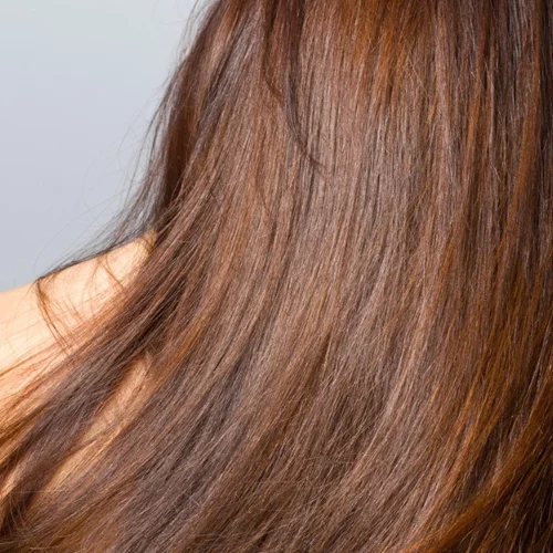 Θα μακρύνουν τα μαλλιά σου αν παίρνεις βιοτίνη;