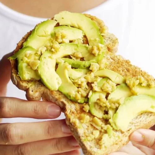 10 τρόποι να κάψεις θερμίδες και λίπος με σωστά σνακ