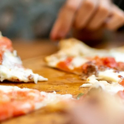 Λιγούρες για λιπαρά και junk food; Πώς θα ικανοποιήσεις την ανάγκη σου έξυπνα;