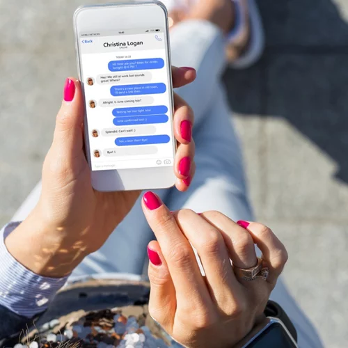 Μπορεί τα social media να γίνουν πηγή ζήλιας, γκρίνιας και λοιπών προβλημάτων στη σχέση σου;