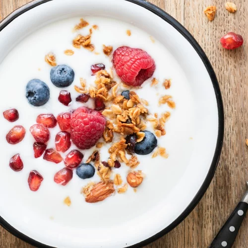 Τι να τρώω το πρωί στη δουλειά; Τα πρωινά της διατροφολόγου για να ξεκινήσεις τη μέρα σου