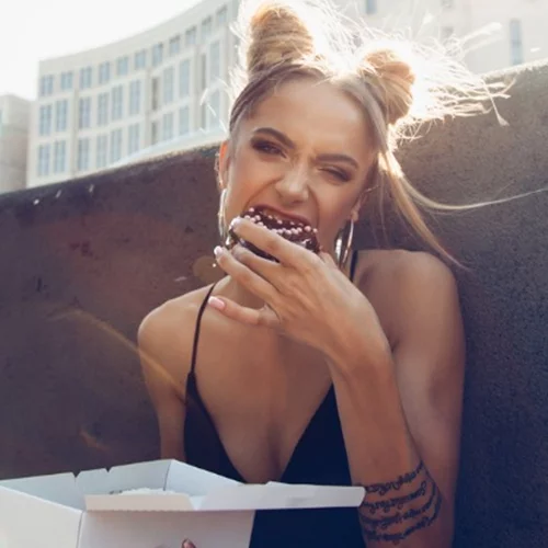 Διατροφή για να κάμψεις τις λιγούρες της περιόδου