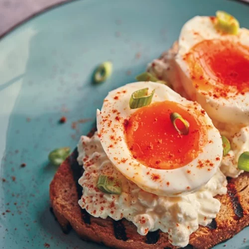 10 τρόποι να δοκιμάσεις το τυρί κότατζ αλλιώς (ακόμα και παγωτό)