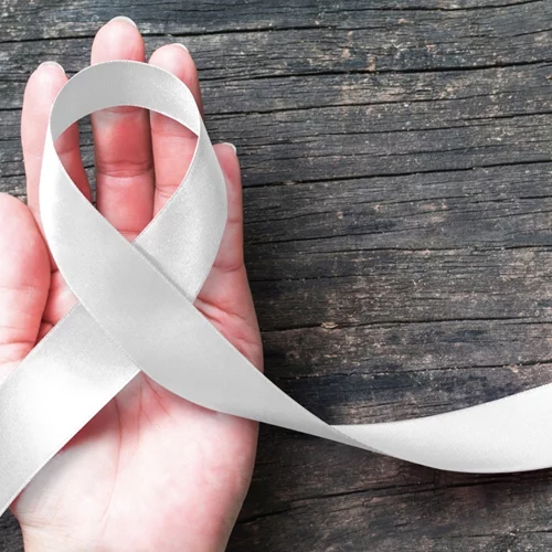 Καρκίνος του πνεύμονα: Η βασική προληπτική εξέταση και ποιοι να την κάνουν