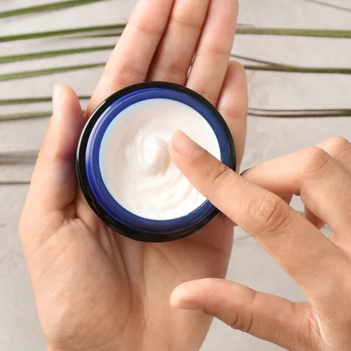 Τελείωσε η κρέμα προσώπου: Με τι μπορώ να την αντικαταστήσω;