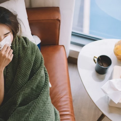 Τι πρέπει να τρως όταν έχεις αρρωστήσει; Οι κανόνες για να επαναφέρεις το ανοσοποιητικό σου