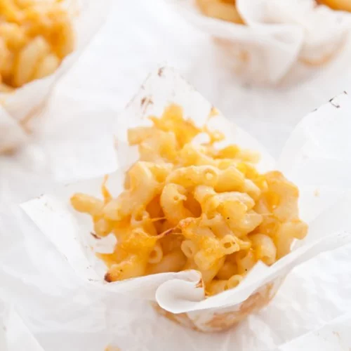 Mac n Cheese muffins: Ένα υγιεινό twist με κουνουπίδι