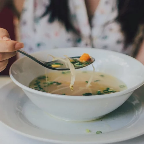 Πώς θα είσαι σε δίαιτα και θα σιτίζεις σωστά όλη την οικογένεια