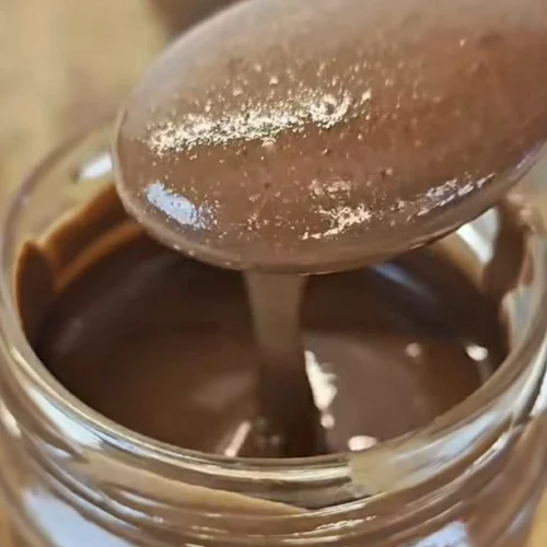 Φτιάξε σπιτική πραλίνα φουντουκιού με μόλις 4 υλικά