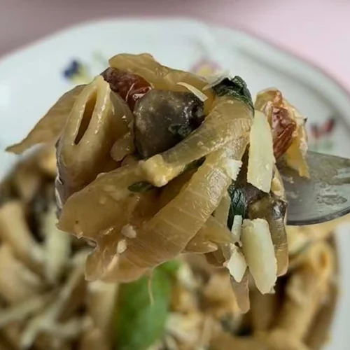 Νηστίσιμες πένες με 22 γραμμάρια πρωτεΐνης από τη διατροφολόγο