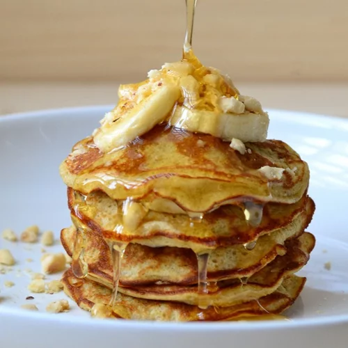 Pancakes με δύο υλικά (χωρίς γλουτένη, χωρίς λακτόζη) από τον διατροφολόγο Μάνο Δημητρούλη