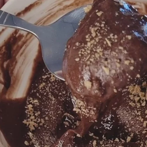 Πρωτεϊνική πουτίγκα με γεύση cookies - Εύκολη και ολιγοθερμιδική