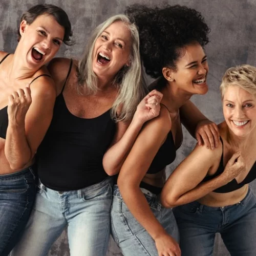 Φούσκωμα στην εμμηνόπαυση: Πώς θα το αντιμετωπίσεις σύμφωνα με τους ειδικούς