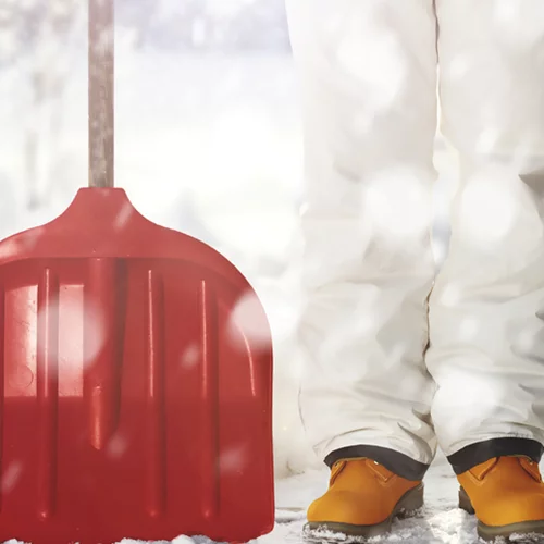 Πώς καθαρίζουμε χιόνι με ασφάλεια - Με οδηγίες ορθοπεδικού