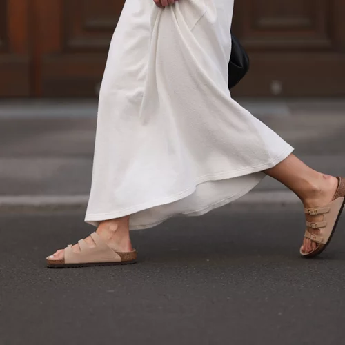 5 χρώματα στο πεντικιούρ που θα βλέπεις παντού αυτό το φθινόπωρο