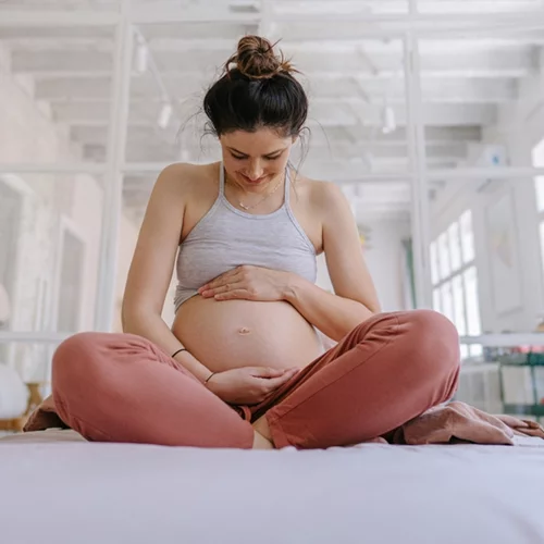 Πώς να αποφύγεις τις καούρες στην εγκυμοσύνη