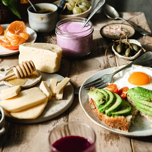 Πρωινό φιλικό προς τις ορμόνες: 3 πανεύκολα tips για να το πετύχεις