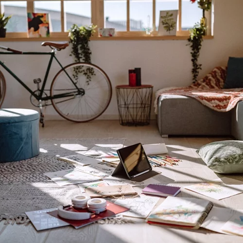 6 λόγοι που είσαι ακατάστατη και δεν έχουν καμία σχέση με την τεμπελιά