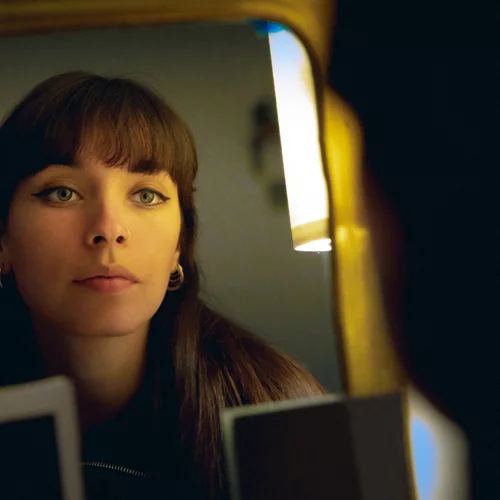 10 χαρακτηριστικά ναρκισσιστικής συμπεριφοράς που πρέπει να αναγνωρίζεις