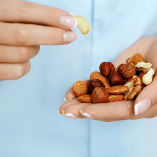 Μετά τα 40: Ποιο είδος πρωτεΐνης να προτιμήσεις για υγιές σώμα;