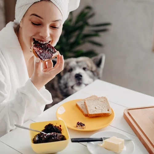 H σημασία του πρωινού στη διατροφή και τα 5 vegan τρόφιμα που έχω πάντα στην κουζίνα μου