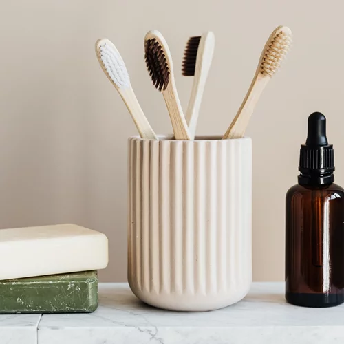 Πώς να απολυμάνεις εύκολα την οδοντόβουρτσα στο σπίτι