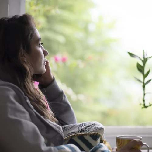 Νιώθεις μοναξιά; Δοκίμασε αυτές τις 7 δραστηριότητες