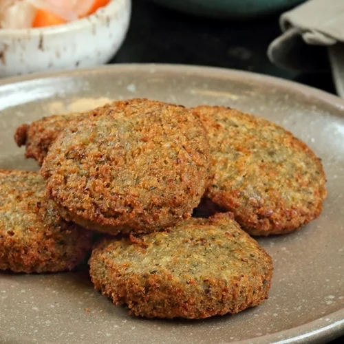 Νηστεία: Εύκολα και γρήγορα μπιφτέκια λαχανικών από τη διατροφολόγο