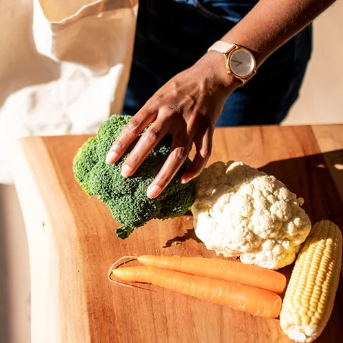 Μπρόκολο ή κουνουπίδι; Ποιο είναι καλύτερο για απώλεια βάρους;