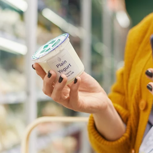 Πόσο αλάτι είναι πολύ; Ο βασικός δείκτης που πρέπει να τσεκάρεις στις ετικέτες