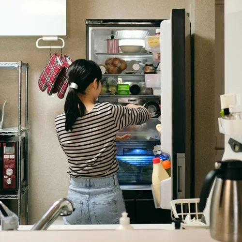 Με αυτό το tip θα διώξεις τις άσχημες μυρωδιές από το ψυγείο