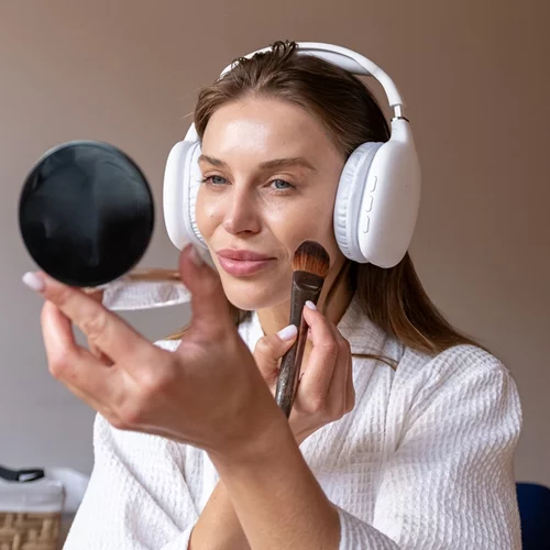 2 έξυπνα μυστικά στο μακιγιάζ με αντιγηραντική δράση