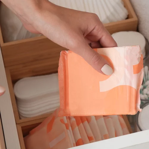 Έχασες βάρος και σταμάτησε η περίοδός σου; Ο λόγος που το σώμα μπαίνει σε "λειτουργία επιβίωσης"