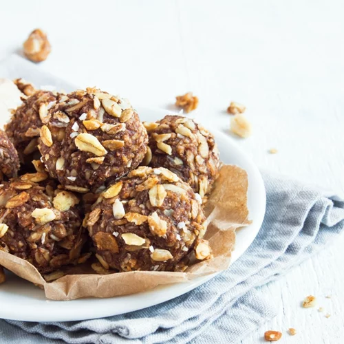 Πώς θα διαλέξω σνακ; 6 στρατηγικές για σωστό snacking που δεν παχαίνει