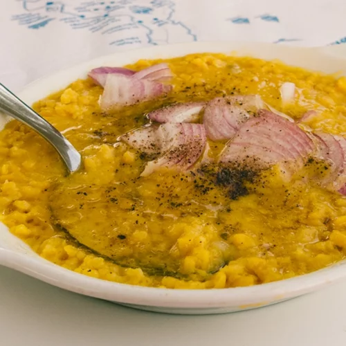 Φάβα: 5 λόγοι που την κάνουν μια διατροφική υπερδύναμη