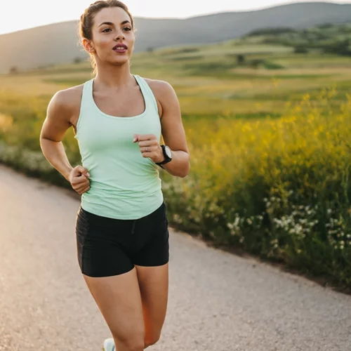 Αερόβια άσκηση: 3 διατροφικά πλάνα για καλύτερα αποτελέσματα