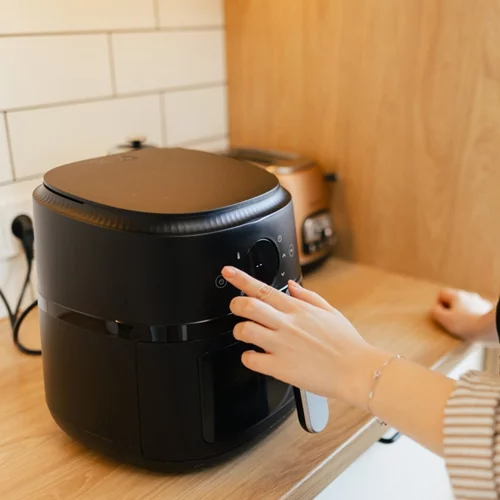 Πώς να καθαρίσεις εύκολα τις αντιστάσεις στο air fryer βήμα-βήμα