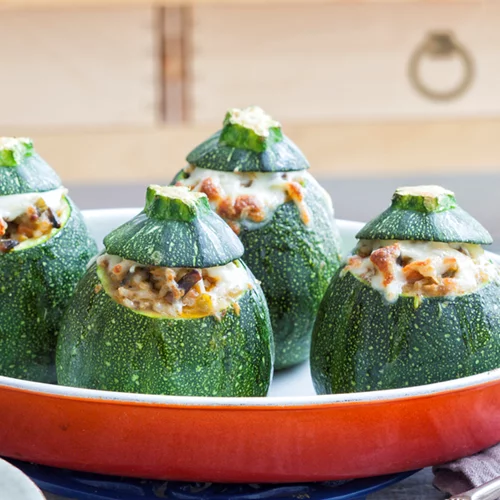 Συνταγές με κολοκυθάκια: 6 καλοκαιρινά και υγιεινά γεύματα