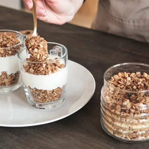 Συνταγή για γκρανόλα: Το πιο υγιεινό πρωινό για να ξεκινήσεις τη μέρα σου