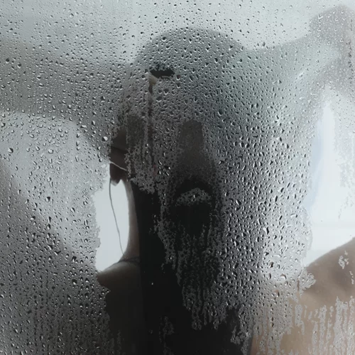 Μετά την άσκηση: Zεστό ή κρύο νερό για καλύτερη μυϊκή αποκατάσταση;