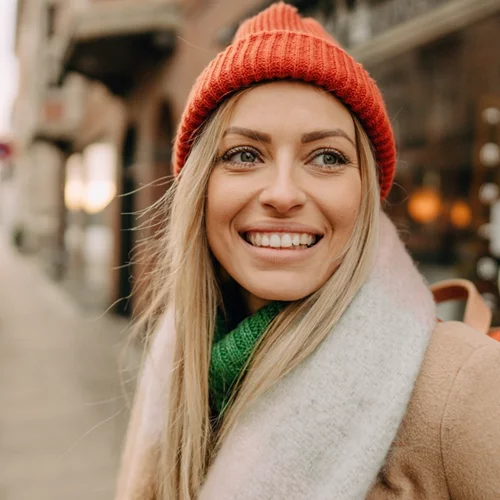 3 skincare tips που θα "κλέψουμε" από τις Σκανδιναβές για επιδερμίδα που δείχνει νεότερη