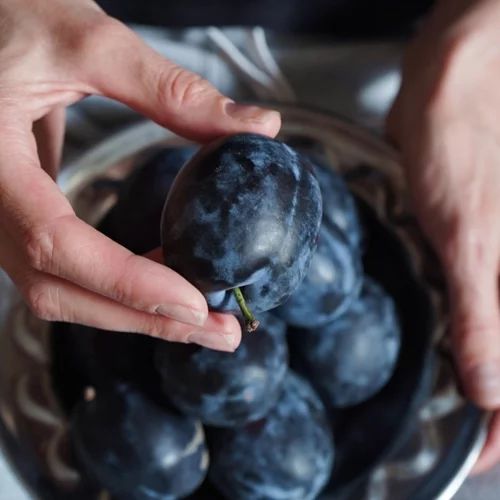 6 φρούτα πιο πλούσια σε αντιοξειδωτικά από το πράσινο τσάι