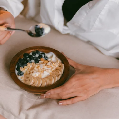 Πεσμένη διάθεση; 5 τροφές πολύ σημαντικές για τη βελτίωση της ψυχικής υγείας