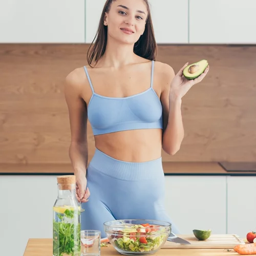 10 τροφές που λειτουργούν ως φυσικό μπότοξ για δέρμα χωρίς ρυτίδες