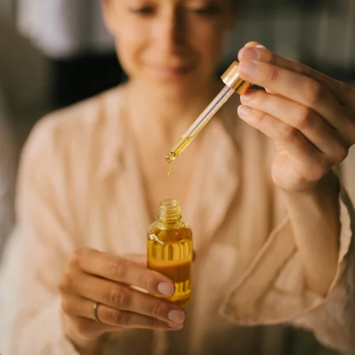 Το φυσικό έλαιο που σώζει από τη δυσκοιλιότητα σε λίγες ώρες: Πώς να το χρησιμοποιήσεις σωστά;