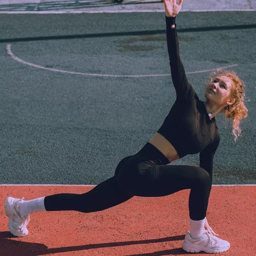 Καλλισθενική γυμναστική: Πώς θα "χτίσεις" μύες και ευλυγισία με τη δύναμη του σώματός σου (μόνο)