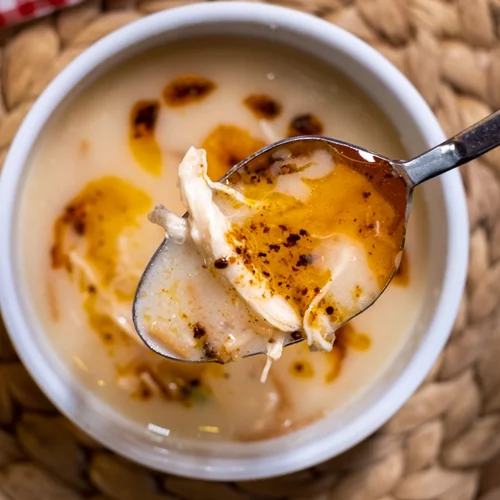 Κοτόσουπα αβγολέμονο: Η σούπα της θαλπωρής για τα κρύα βράδια