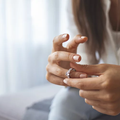 7 σημάδια που μαρτυρούν πως ο γάμος σου έχει τελειώσει