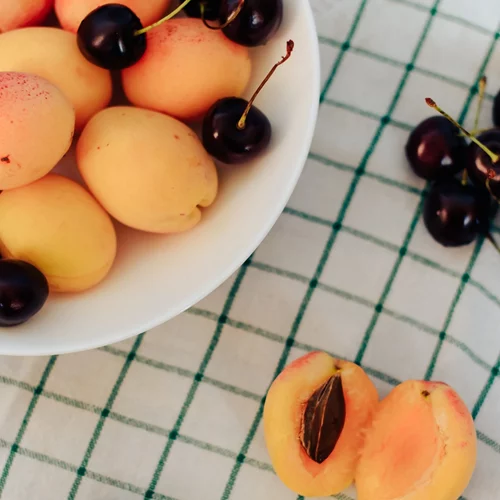 Τι φέρνει ο Ιούνιος στα μανάβικα - Τα φρούτα και λαχανικά που πρέπει να βάλεις στο καλάθι σου