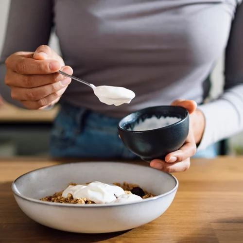 Διατροφή κατά της δυσκοιλιότητας και οι 10 τροφές που βοηθούν από τη διατροφολόγο